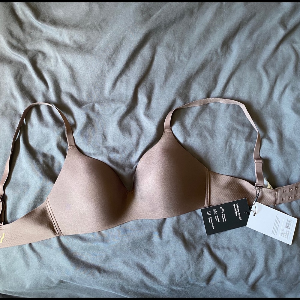 (Never Worn) Knix Infinity small band wireless bra